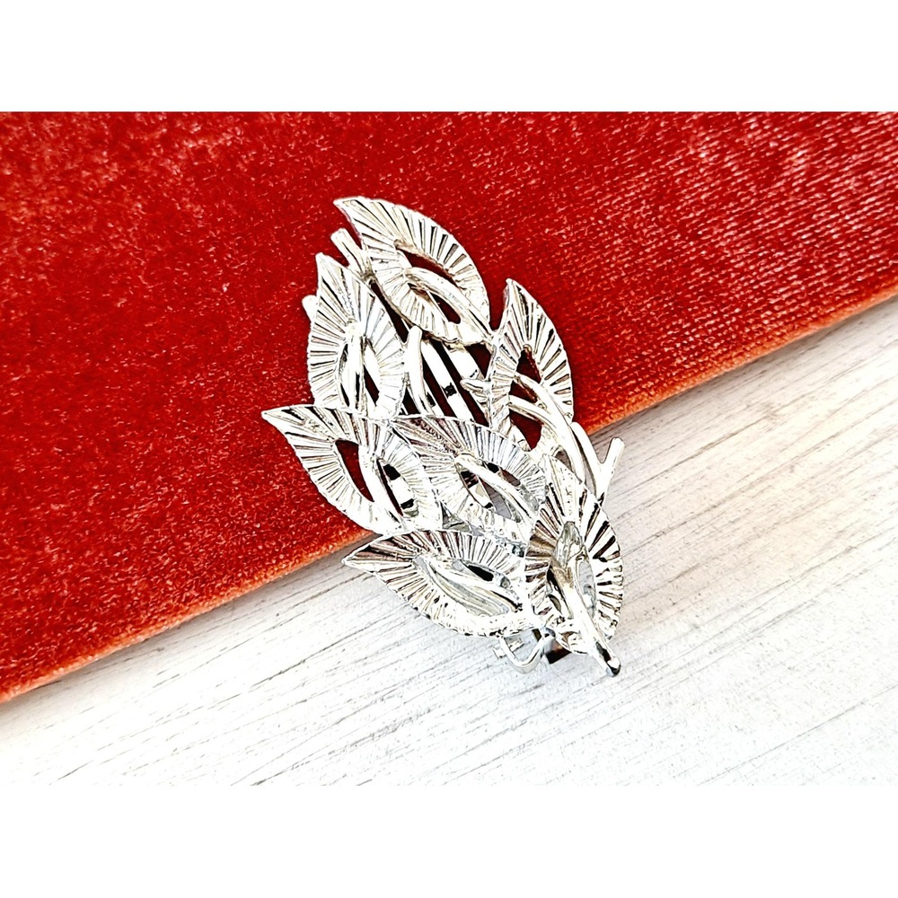 Vintage Silvertone Leaf Hair Clip: Mid Century Foliage Comb